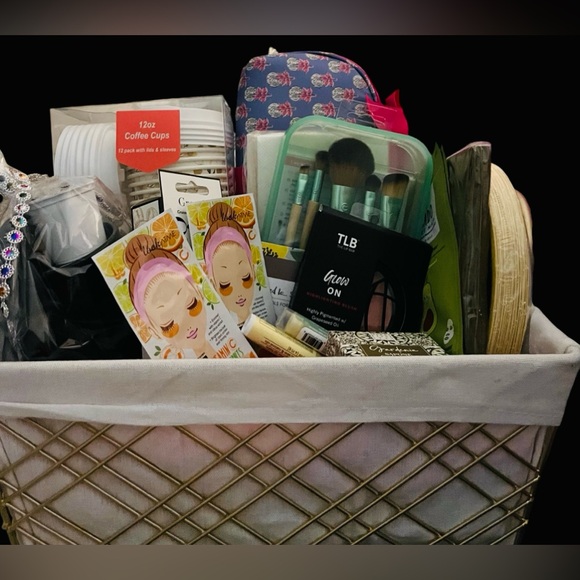 Other - -A Variety Gift Basket